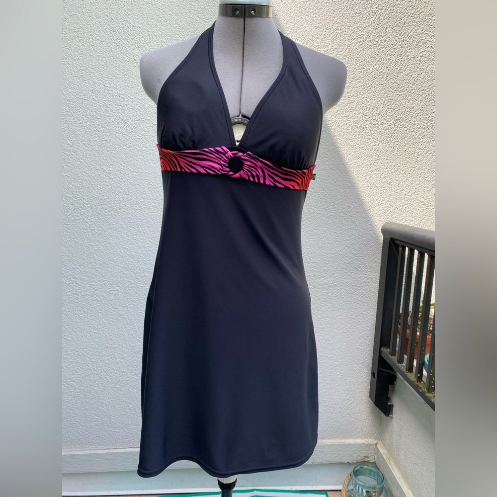LaVie en Rose Aqua Black and Pink Halter Women’s Swim Dress/Bathing suit Medium